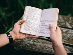 投身鋼鐵事業,綻放青春華彩 ---重溫《誰是最可愛的人》有感 投身鋼鐵事業,綻放青春華彩 ---重溫《誰是最可愛的人》有感