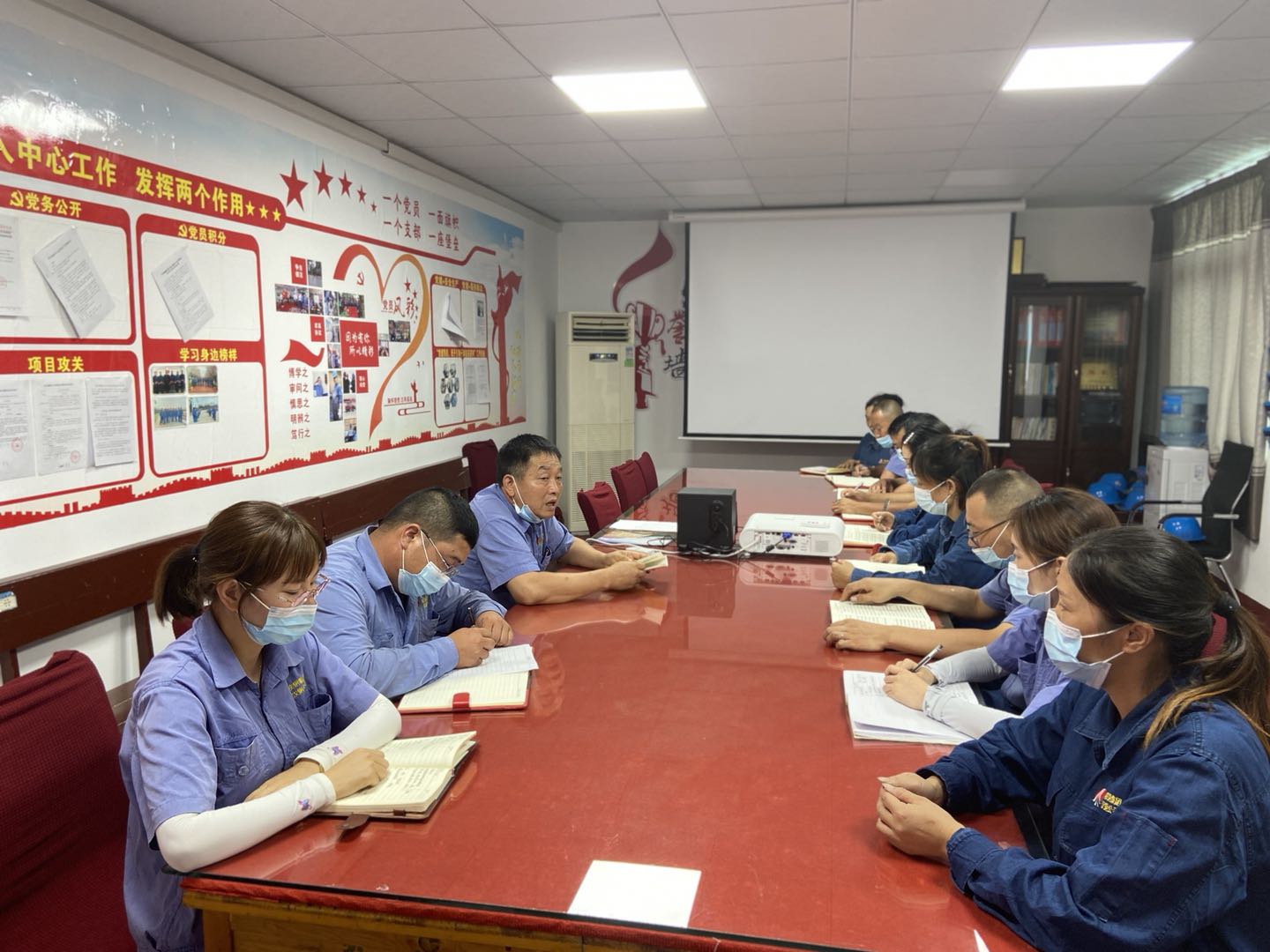 嚴把“三重關”筑牢安全“生命線” 嚴把“三重關”筑牢安全“生命線”