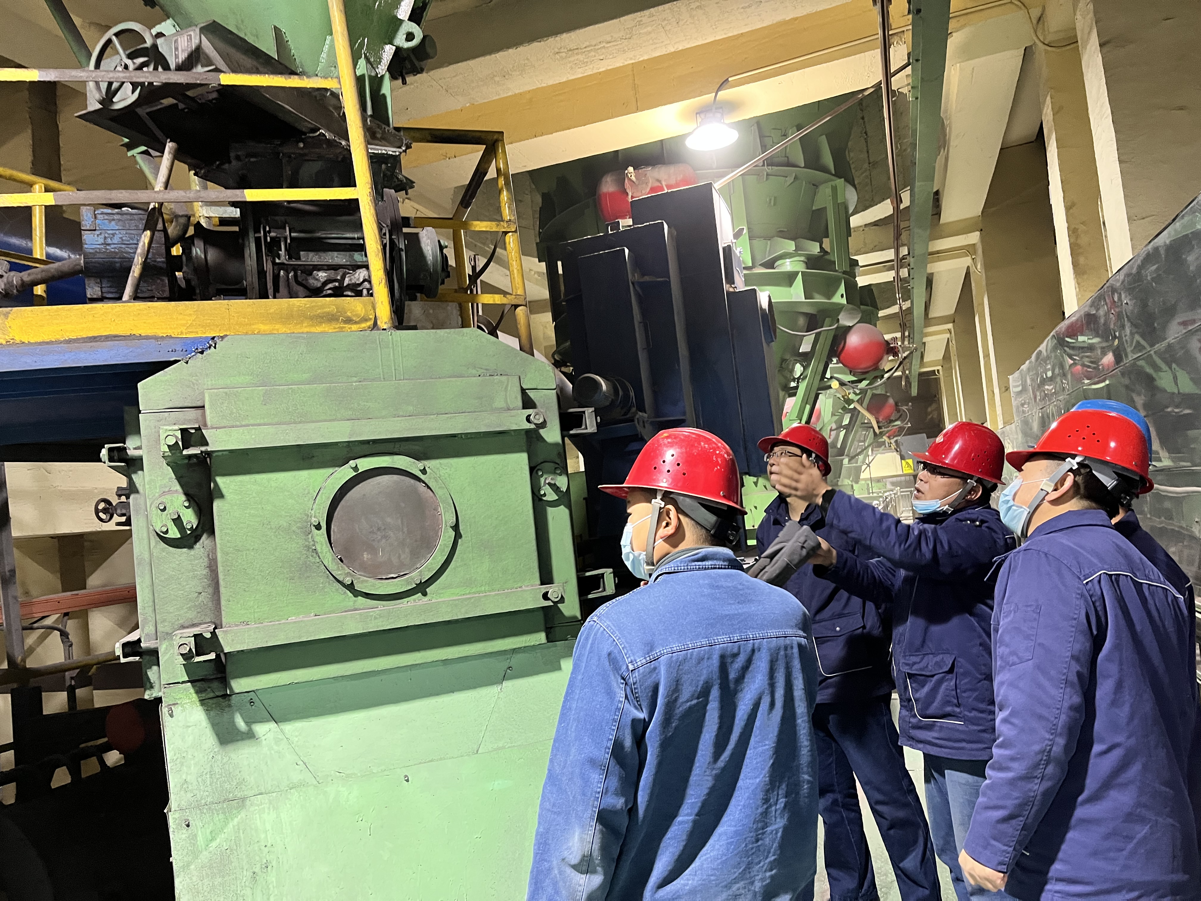 三劑“良方”壓實(shí)生產(chǎn)“安全鏈” 三劑“良方”壓實(shí)生產(chǎn)“安全鏈”