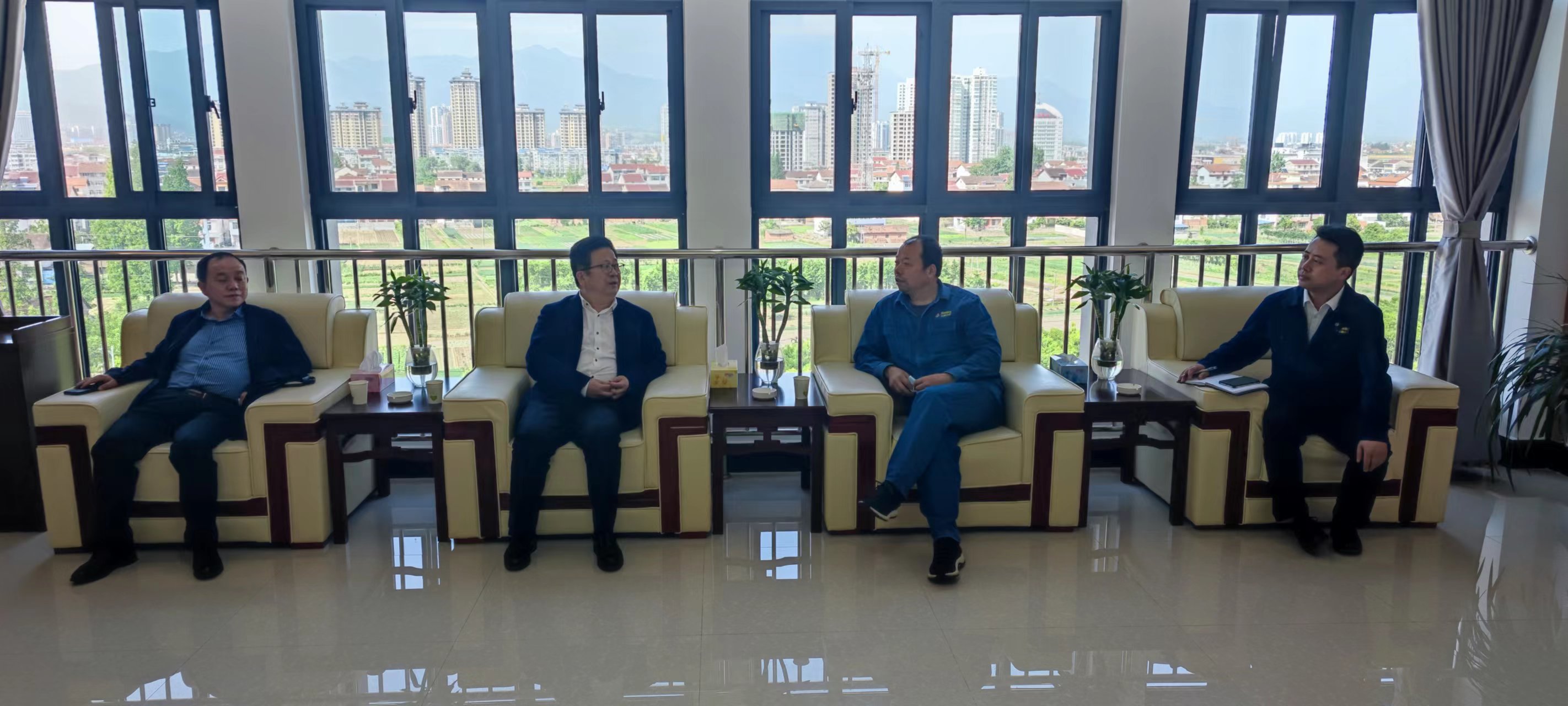 h̄վ־hMӛLfƽһЁ˾{