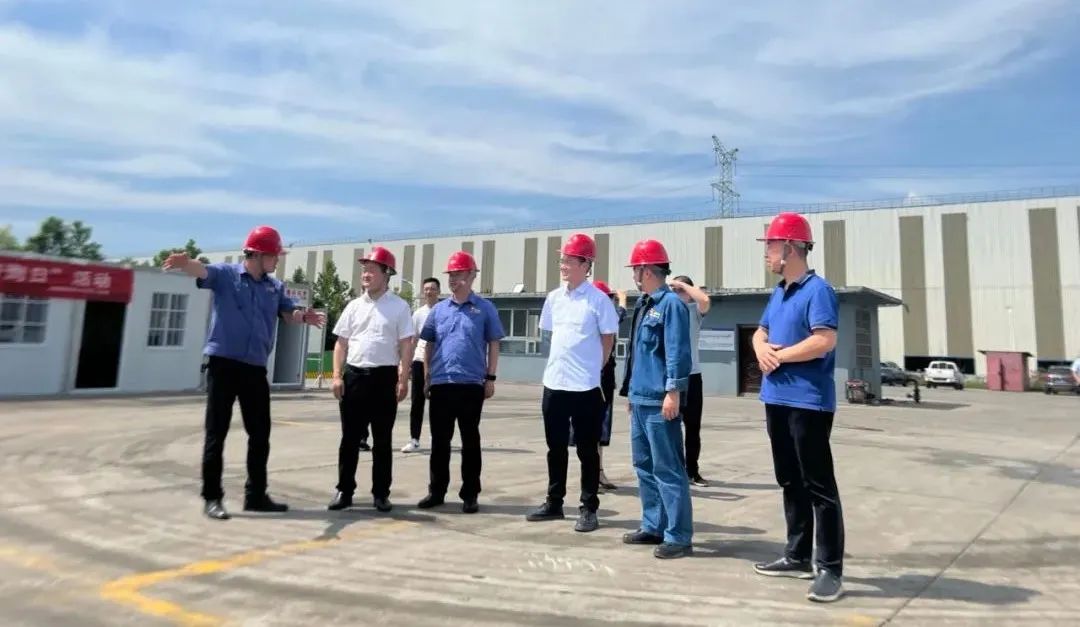 市縣領導到公司督導調研中厚板項目建設 市縣領導到公司督導調研中厚板項目建設