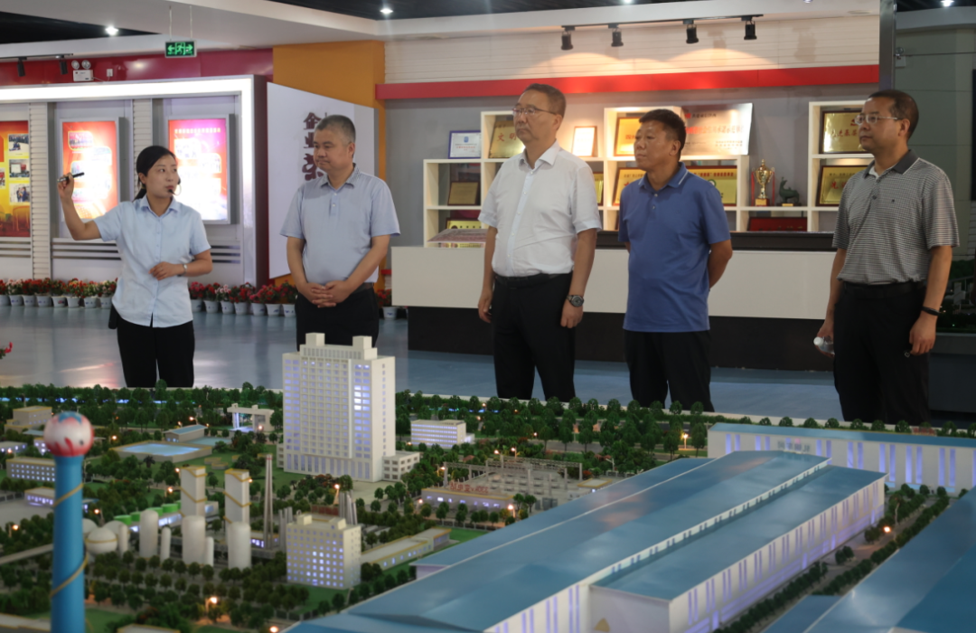 陜西開放大學校長龍治剛一行到公司調研并巡視陜鋼集團“勞模、先進”專班期末考試 陜西開放大學校長龍治剛一行到公司調研并巡視陜鋼集團“勞模、先進”專班期末考試