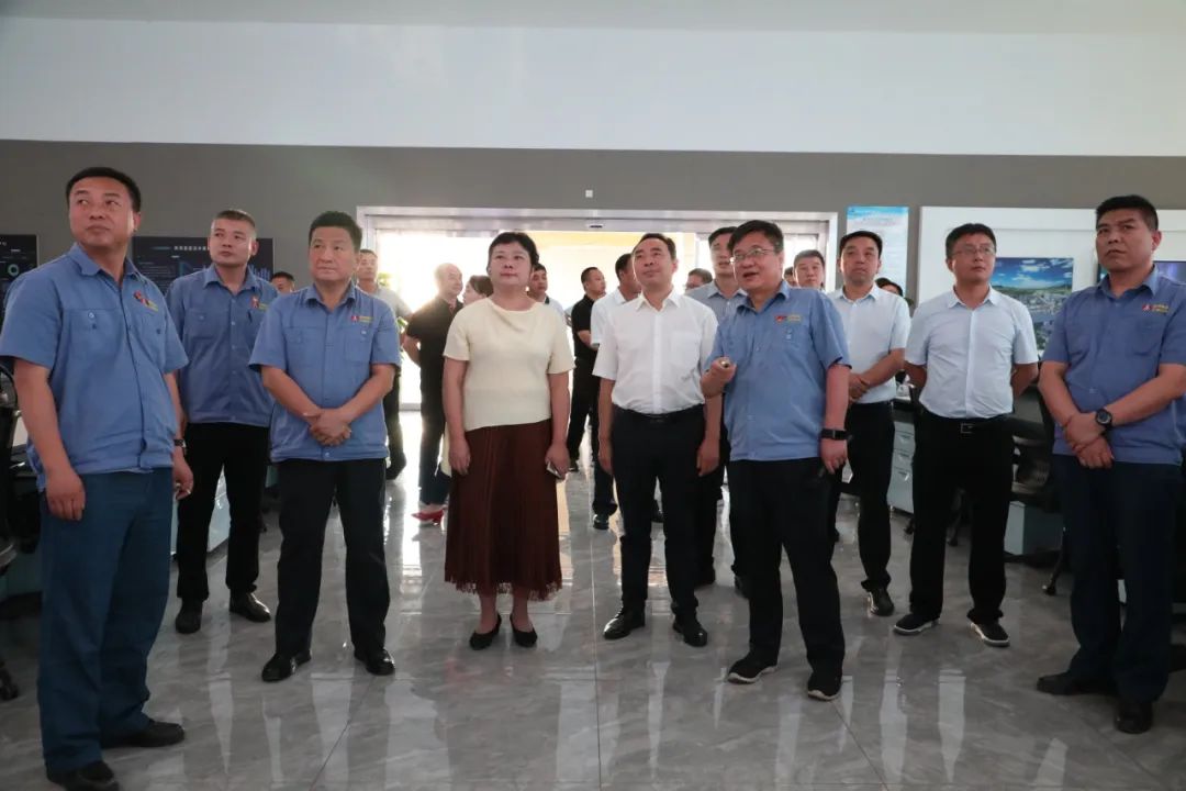 寧強縣委副書記、縣長楊帆一行到公司調(diào)研 寧強縣委副書記、縣長楊帆一行到公司調(diào)研