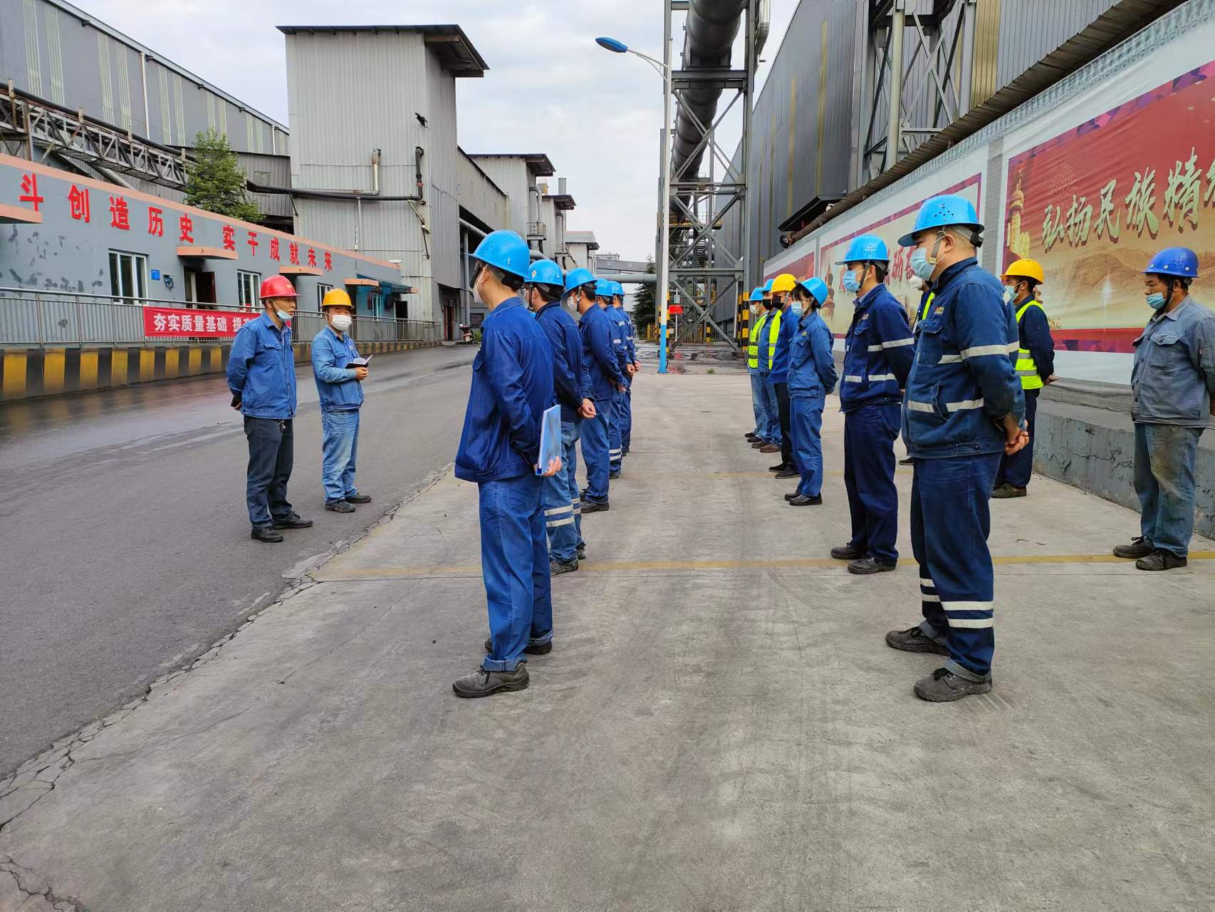 星級現(xiàn)場“反哺”一級安全標(biāo)準(zhǔn)化再提升 星級現(xiàn)場“反哺”一級安全標(biāo)準(zhǔn)化再提升