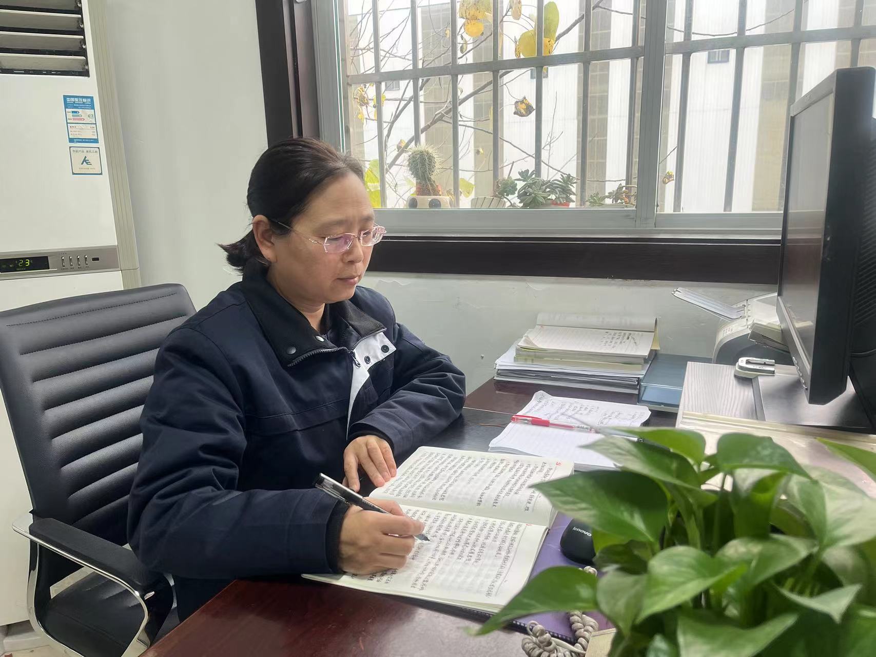 永葆初心 奮勇前行 為企業(yè)改革發(fā)展添力賦能--學(xué)習(xí)陜鋼集團(tuán)黨委書(shū)記、董事長(zhǎng)楊海峰來(lái)漢鋼公司宣講黨的二十大精神時(shí)的講話有感 永葆初心 奮勇前行 為企業(yè)改革發(fā)展添力賦能--學(xué)習(xí)陜鋼集團(tuán)黨委書(shū)記、董事長(zhǎng)楊海峰來(lái)漢鋼公司宣講黨的二十大精神時(shí)的講話有感