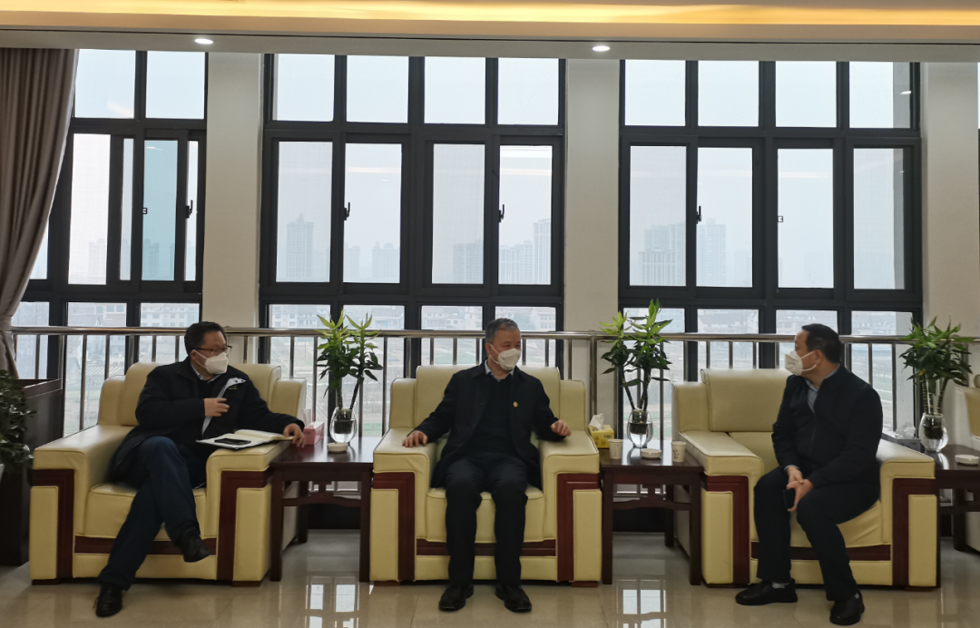 陜西交控產業發展集團黨委書記、董事長雷增弟一行到公司交談座流 陜西交控產業發展集團黨委書記、董事長雷增弟一行到公司交談座流