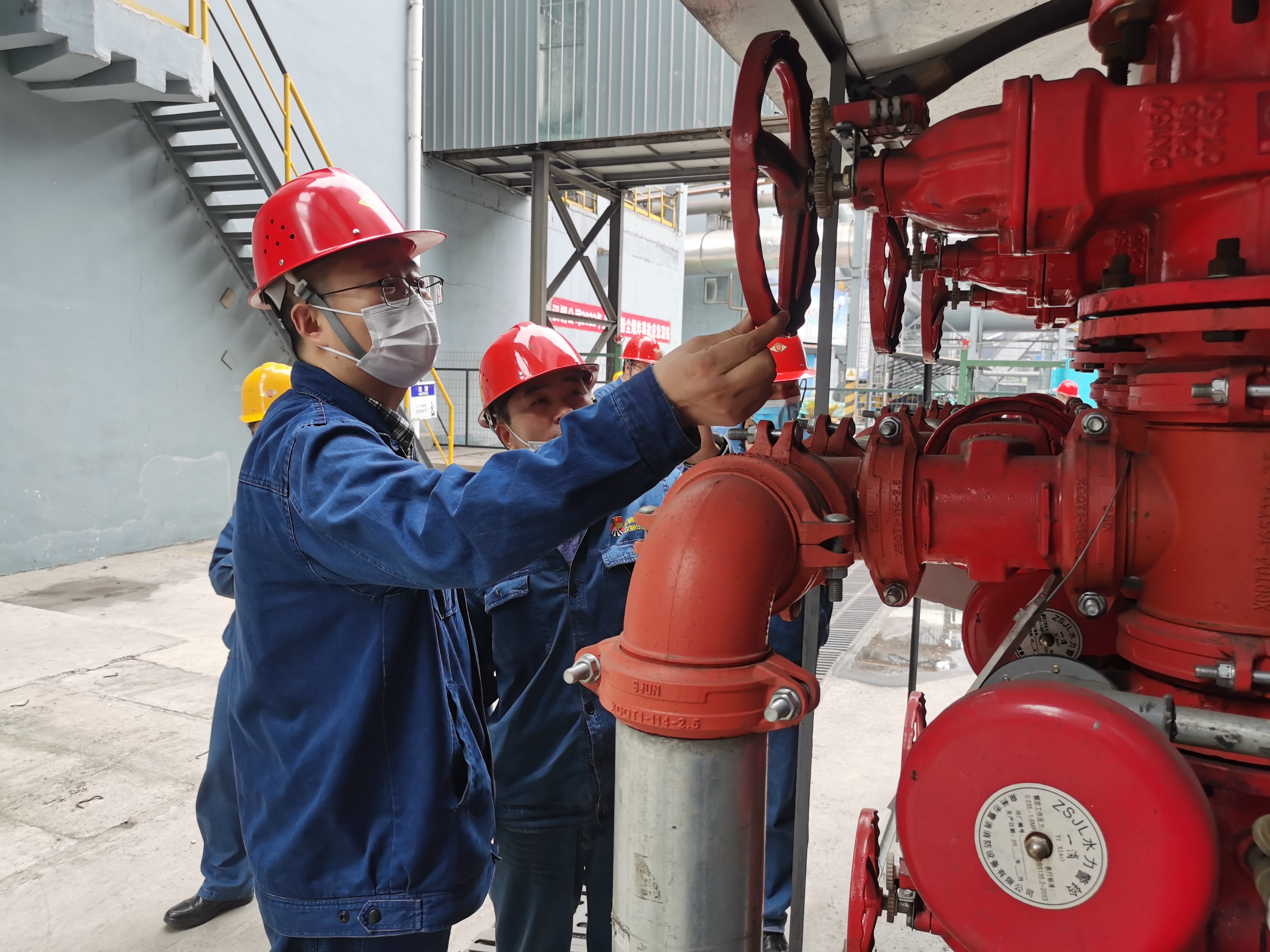 牽住“牛鼻子”,嚴把安全生產關 牽住“牛鼻子”,嚴把安全生產關