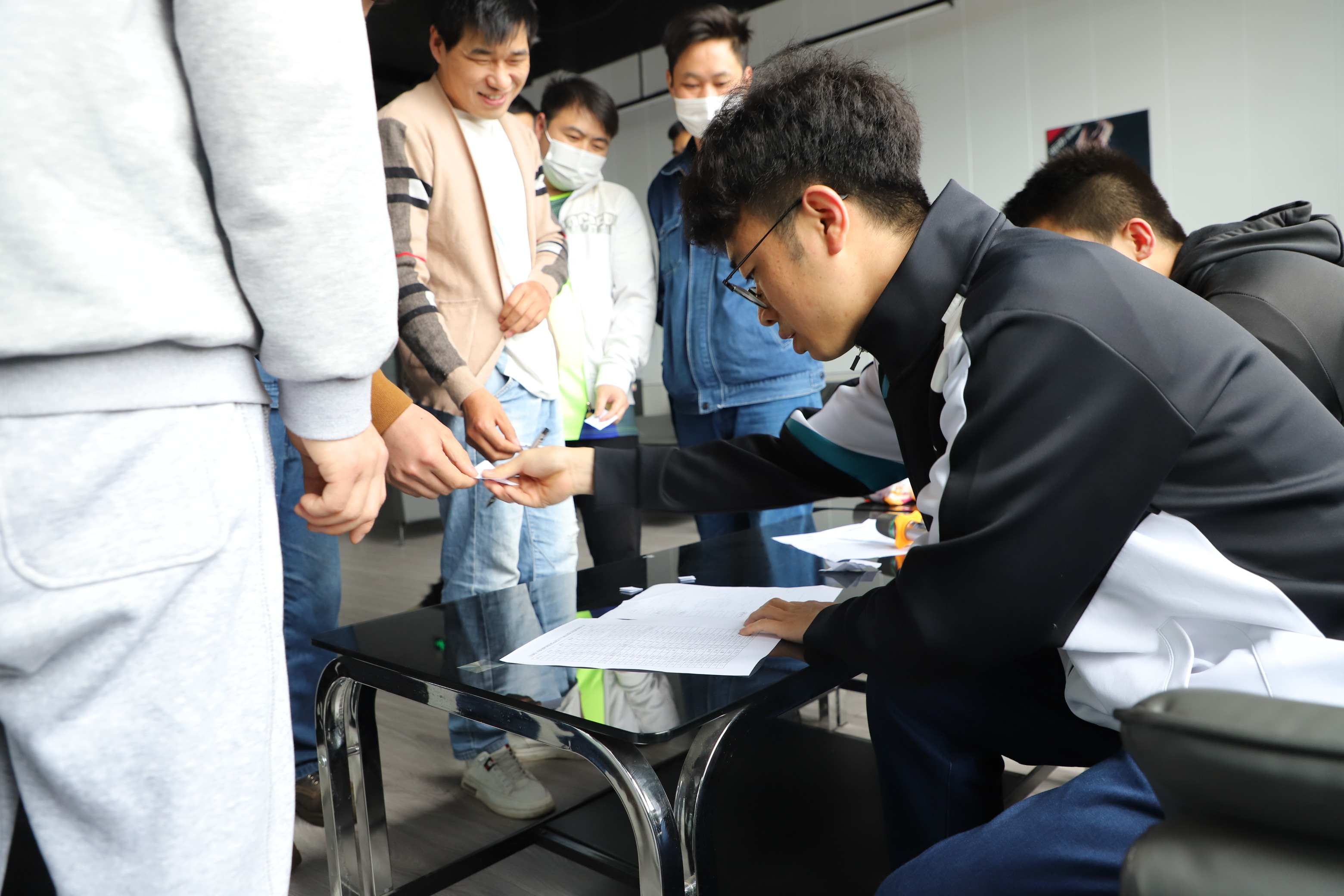 ƹLɣoޡ˾ekFڶ\ӕƹxِ