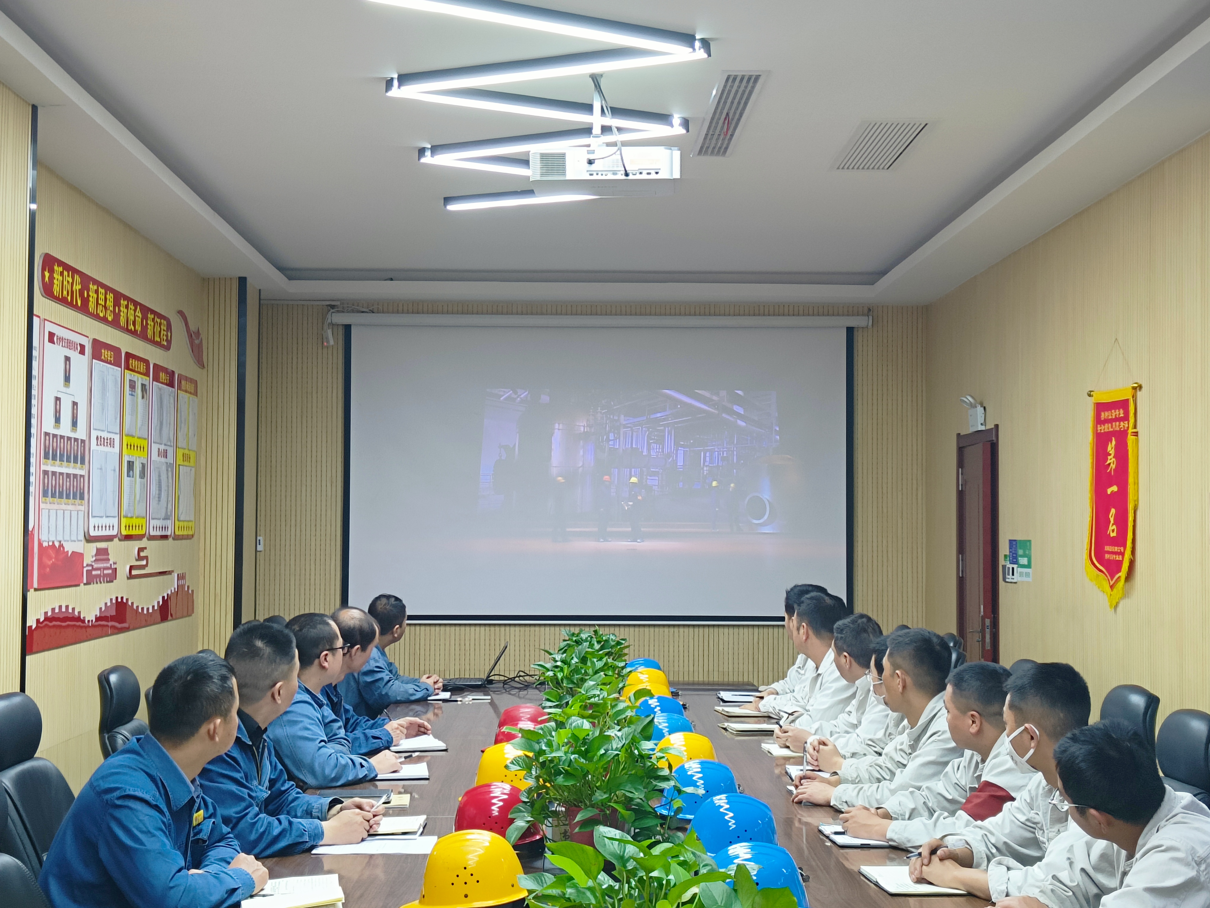 把好“三道關” 夯實“安全堤” 把好“三道關” 夯實“安全堤”