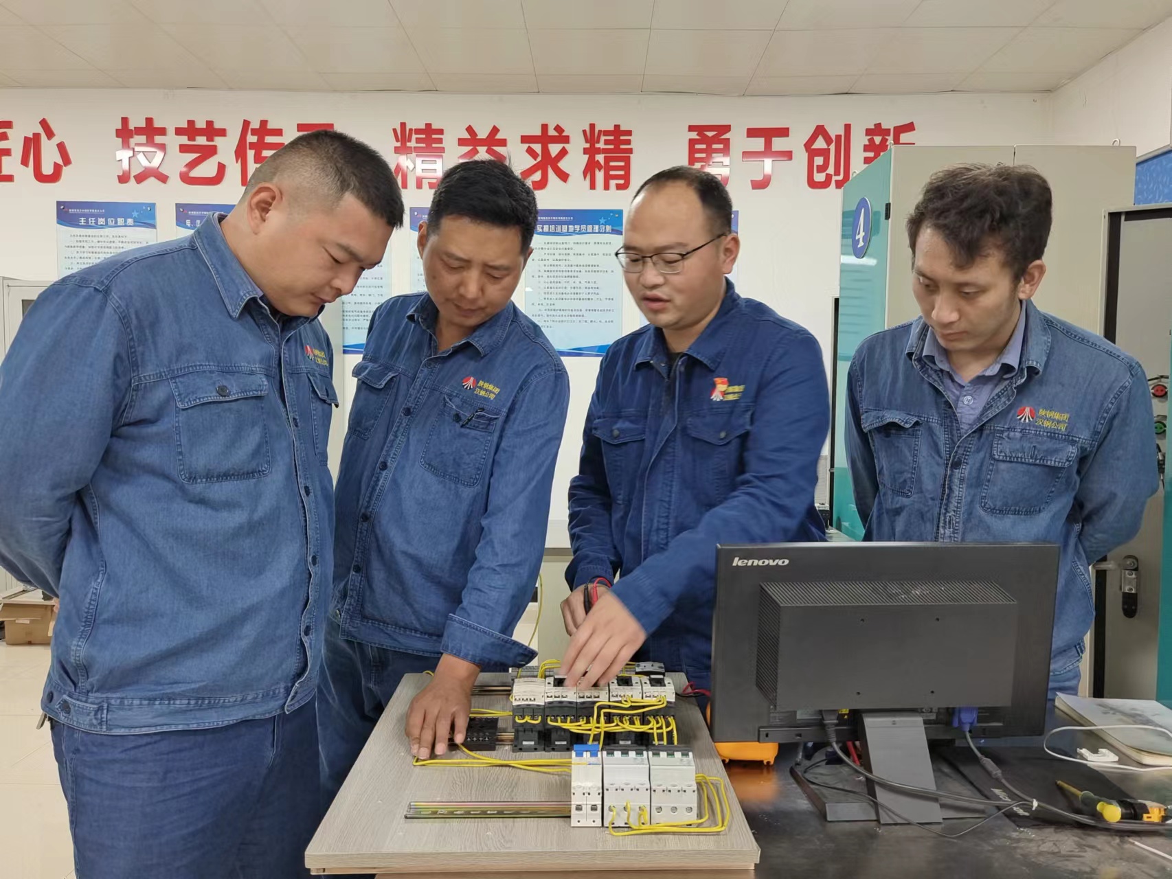 此處無聲勝有聲!讓人才之花競相綻放 此處無聲勝有聲!讓人才之花競相綻放