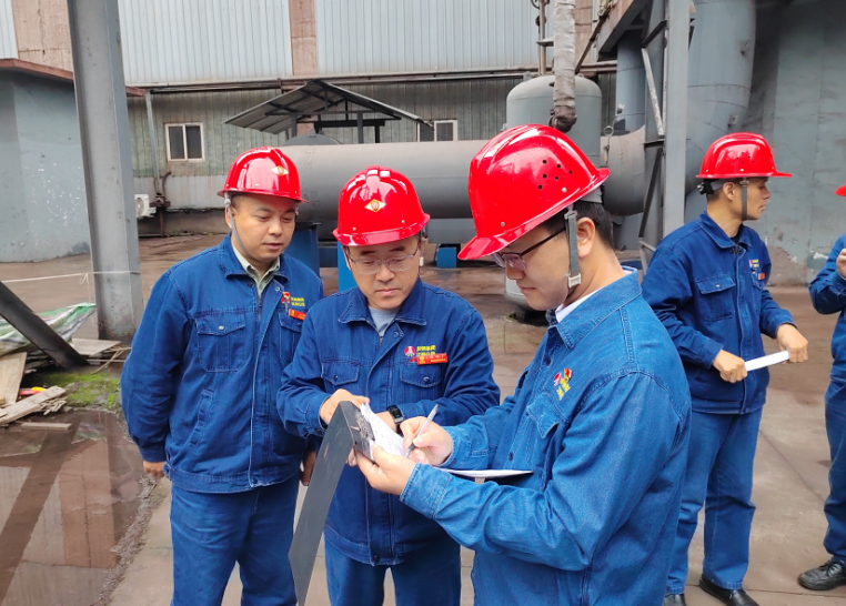 王奎帶隊開展節中安全檢查 王奎帶隊開展節中安全檢查