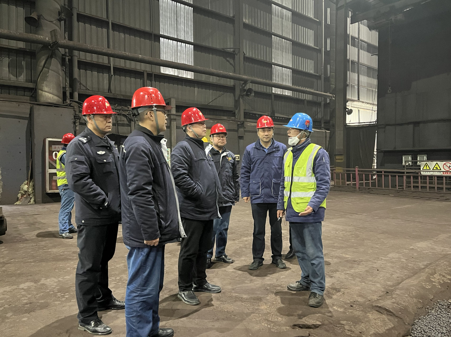 黃曉安帶隊開展節中安全檢查 黃曉安帶隊開展節中安全檢查