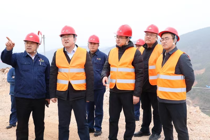 陜煤集團第六檢查組一行來雙石礦業公司檢查一季度安全生產及消防安全工作 陜煤集團第六檢查組一行來雙石礦業公司檢查一季度安全生產及消防安全工作