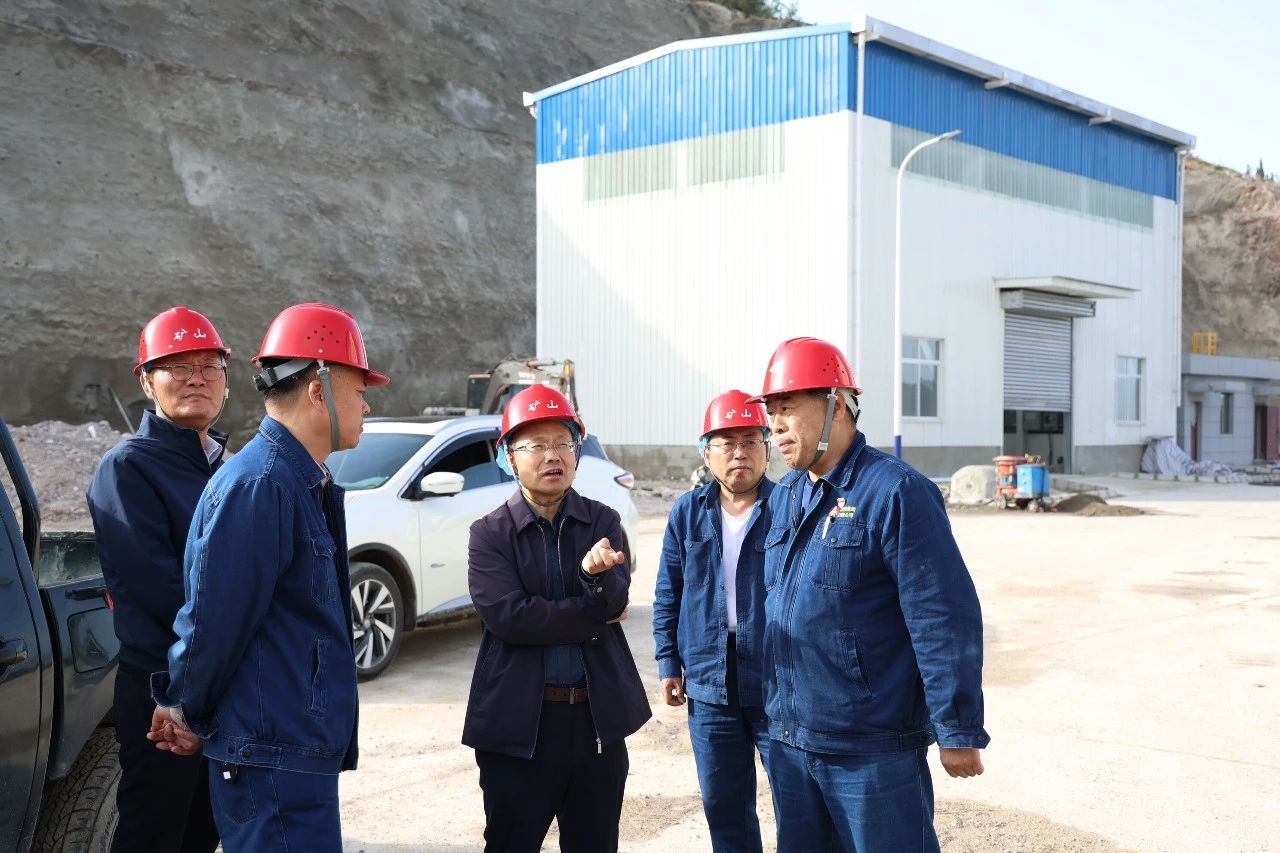 雷達深入漢鋼公司督導檢查工作 雷達深入漢鋼公司督導檢查工作