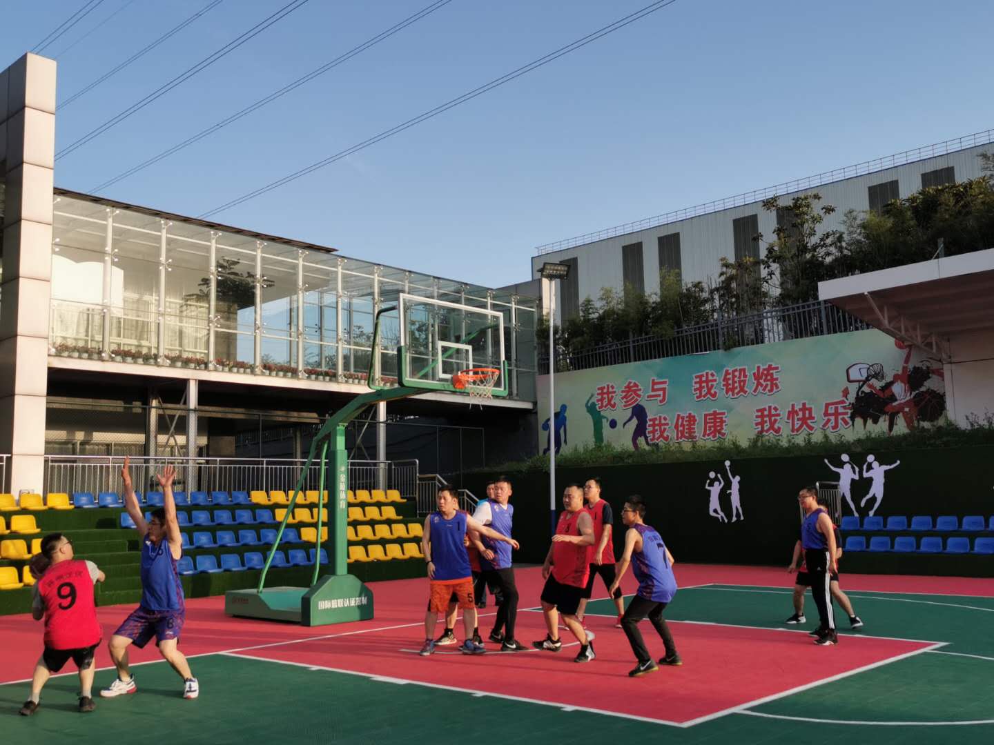 【基層動(dòng)態(tài)】軋鋼廠“紅五月”籃球友誼賽火熱開(kāi)戰(zhàn) 【基層動(dòng)態(tài)】軋鋼廠“紅五月”籃球友誼賽火熱開(kāi)戰(zhàn)
